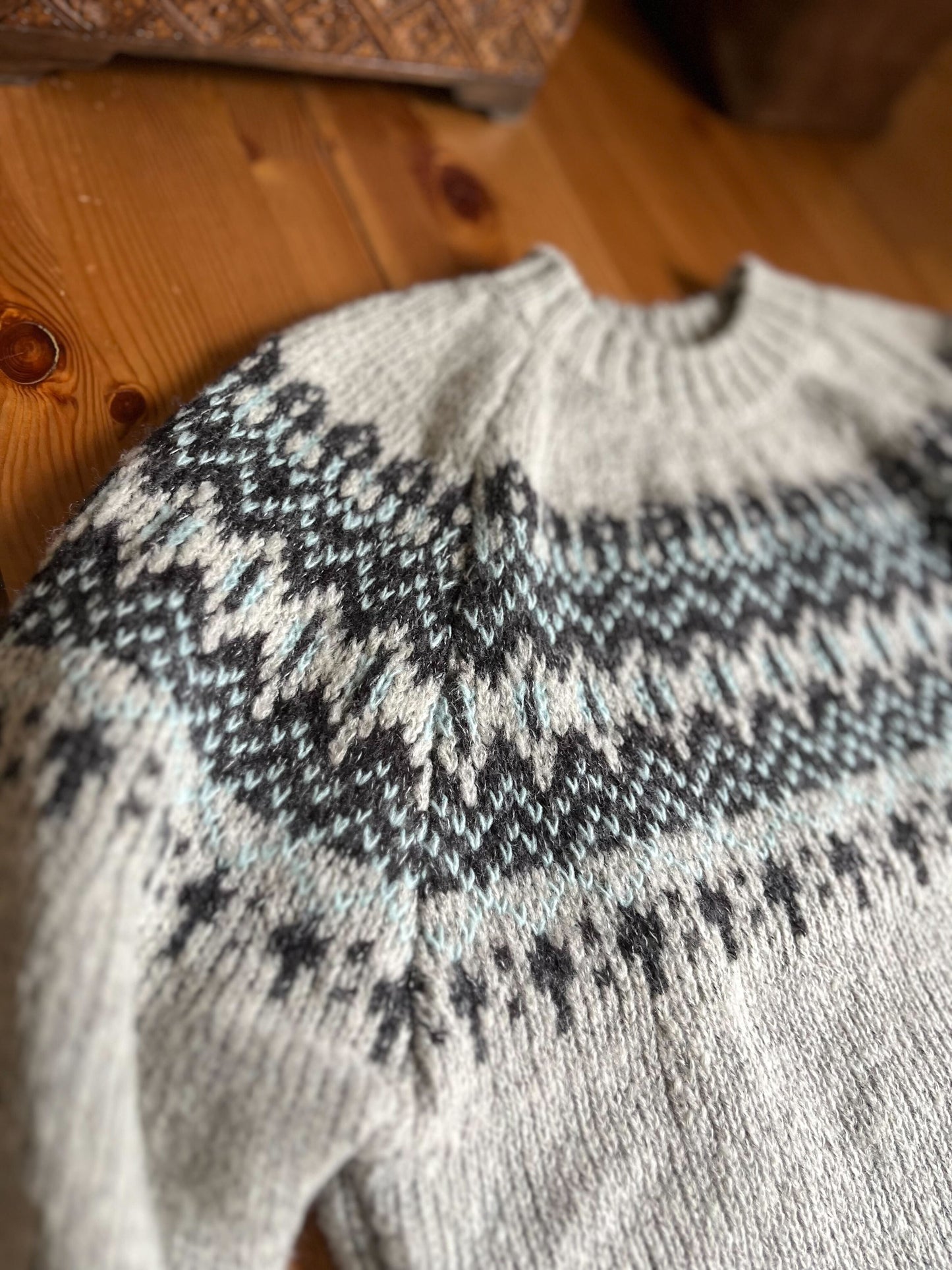 Azzurroノルディックニット