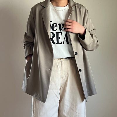 ボタンアップテーラードジャケット