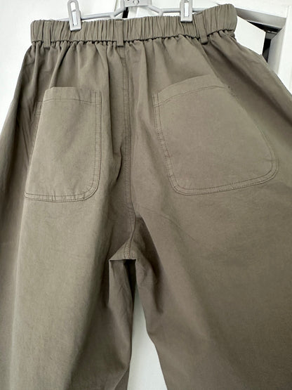 タックカーゴパンツ
