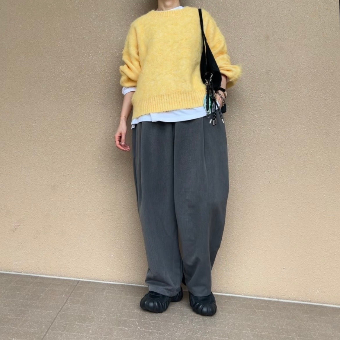 ふわふわニットプルオーバー