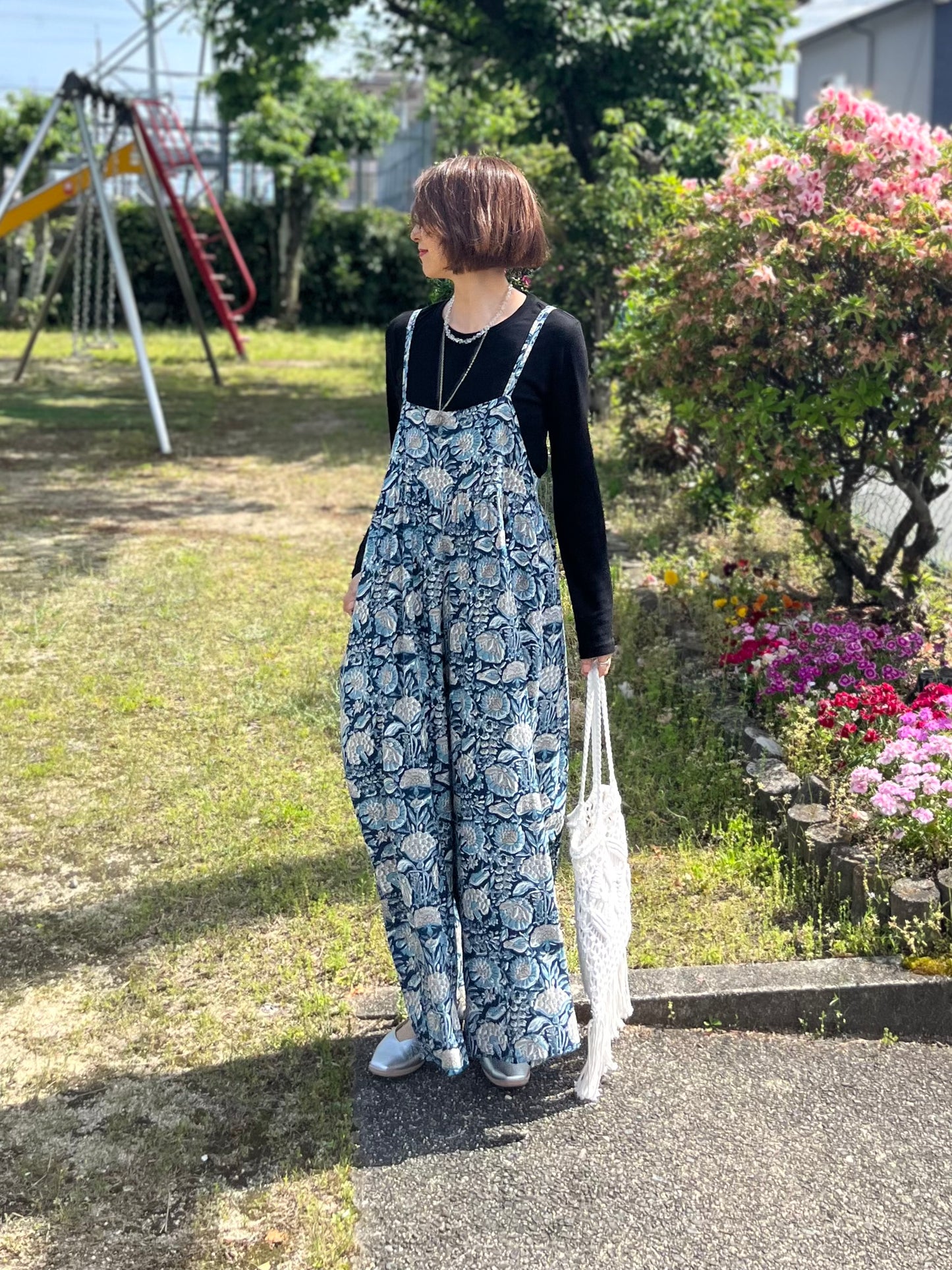 BLOCKPRINT ネイビーボタニカルサロペット