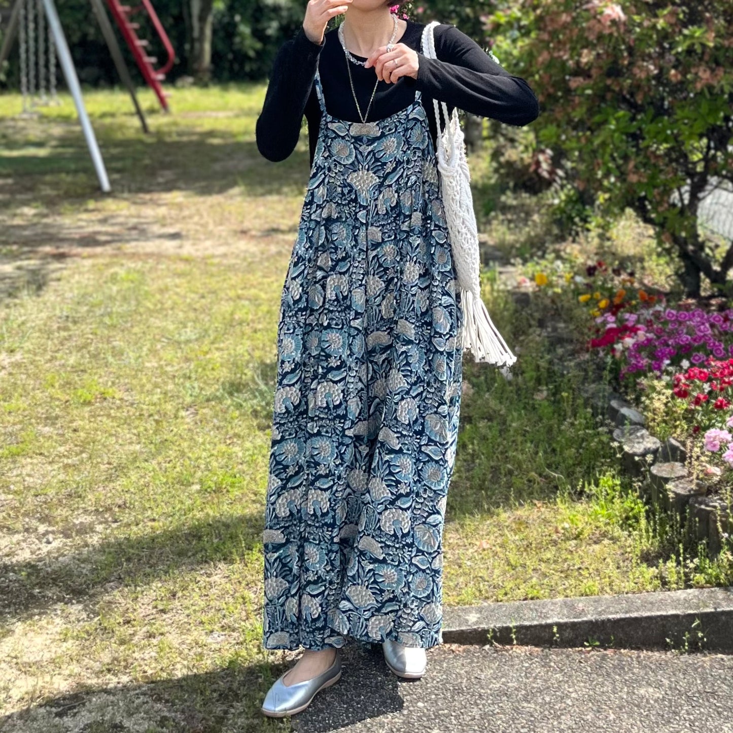 BLOCKPRINT ネイビーボタニカルサロペット