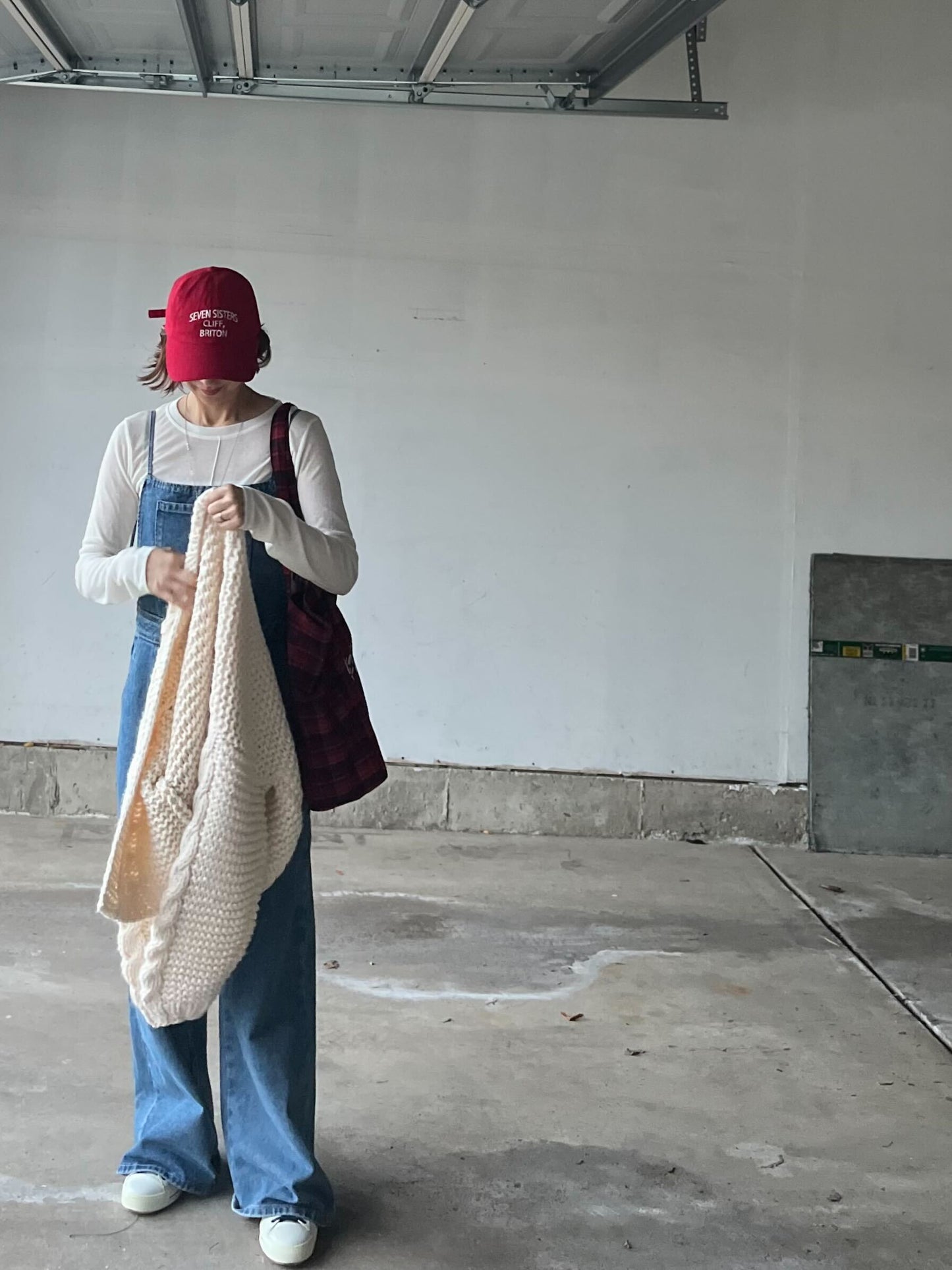 レタリング刺繍キャップ