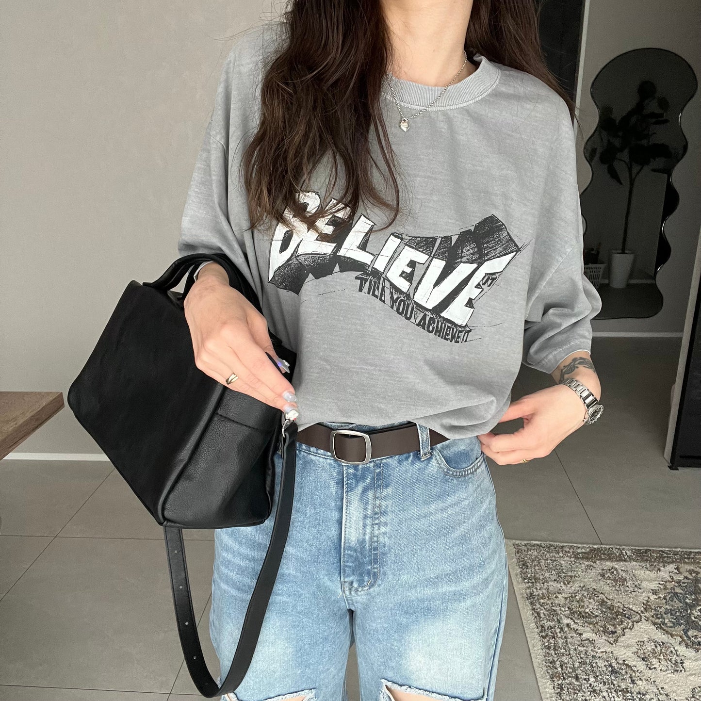 BELIEVEロゴピグメントTシャツ
