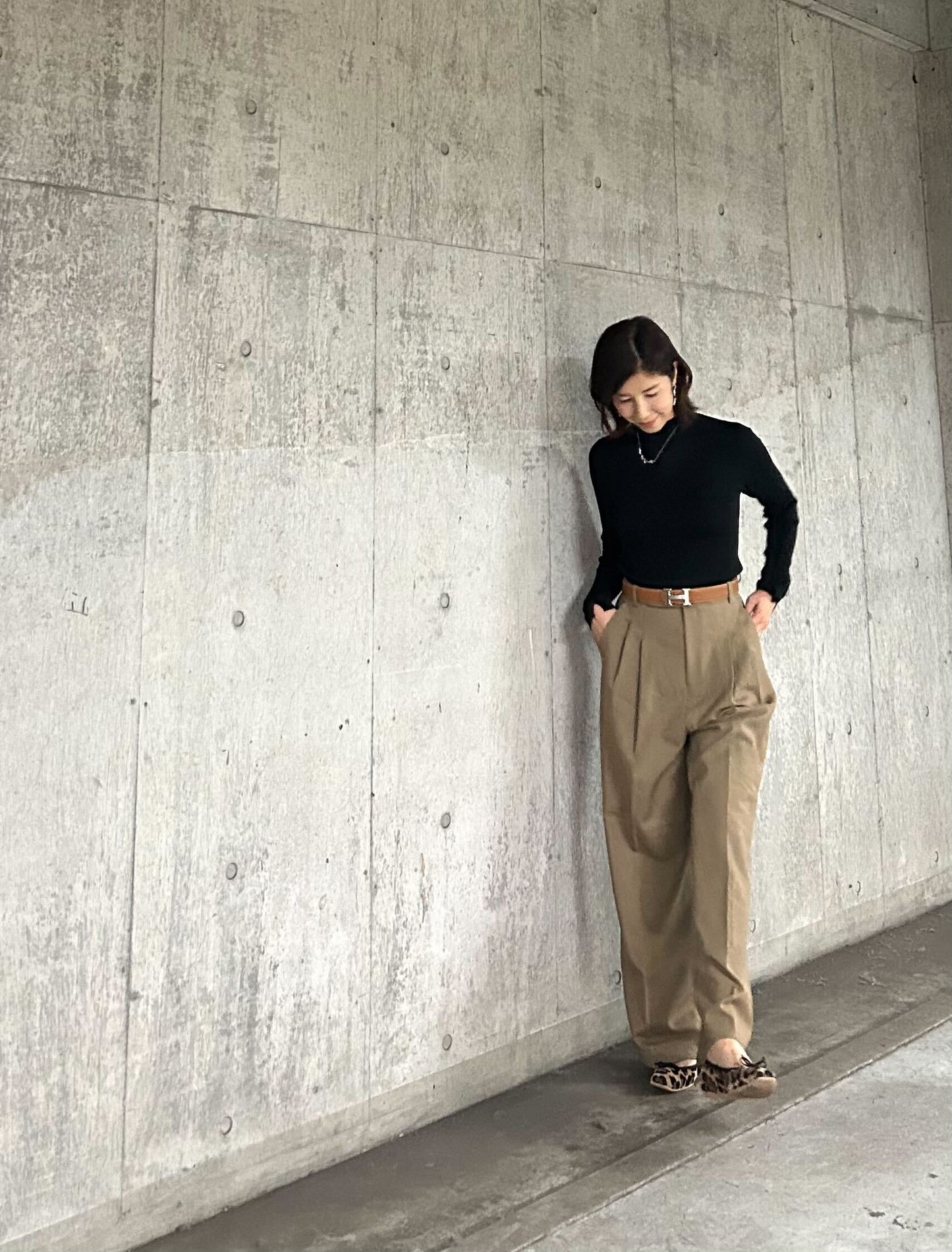 シースルー袖リブニット