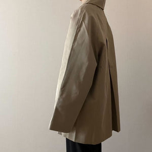 ミディアムトレンチコート