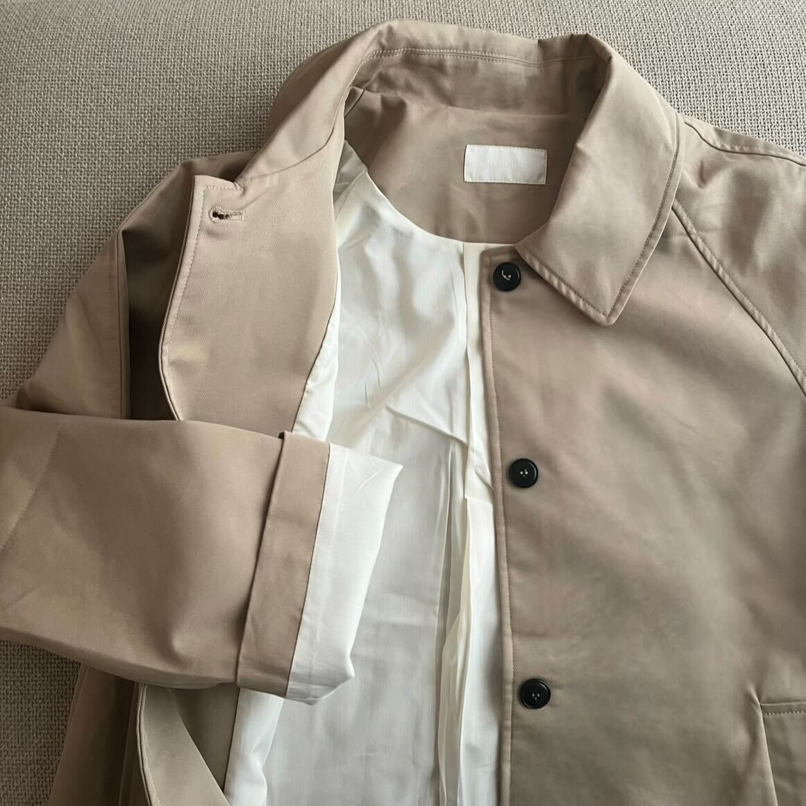 ミディアムトレンチコート