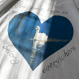スワンTシャツ