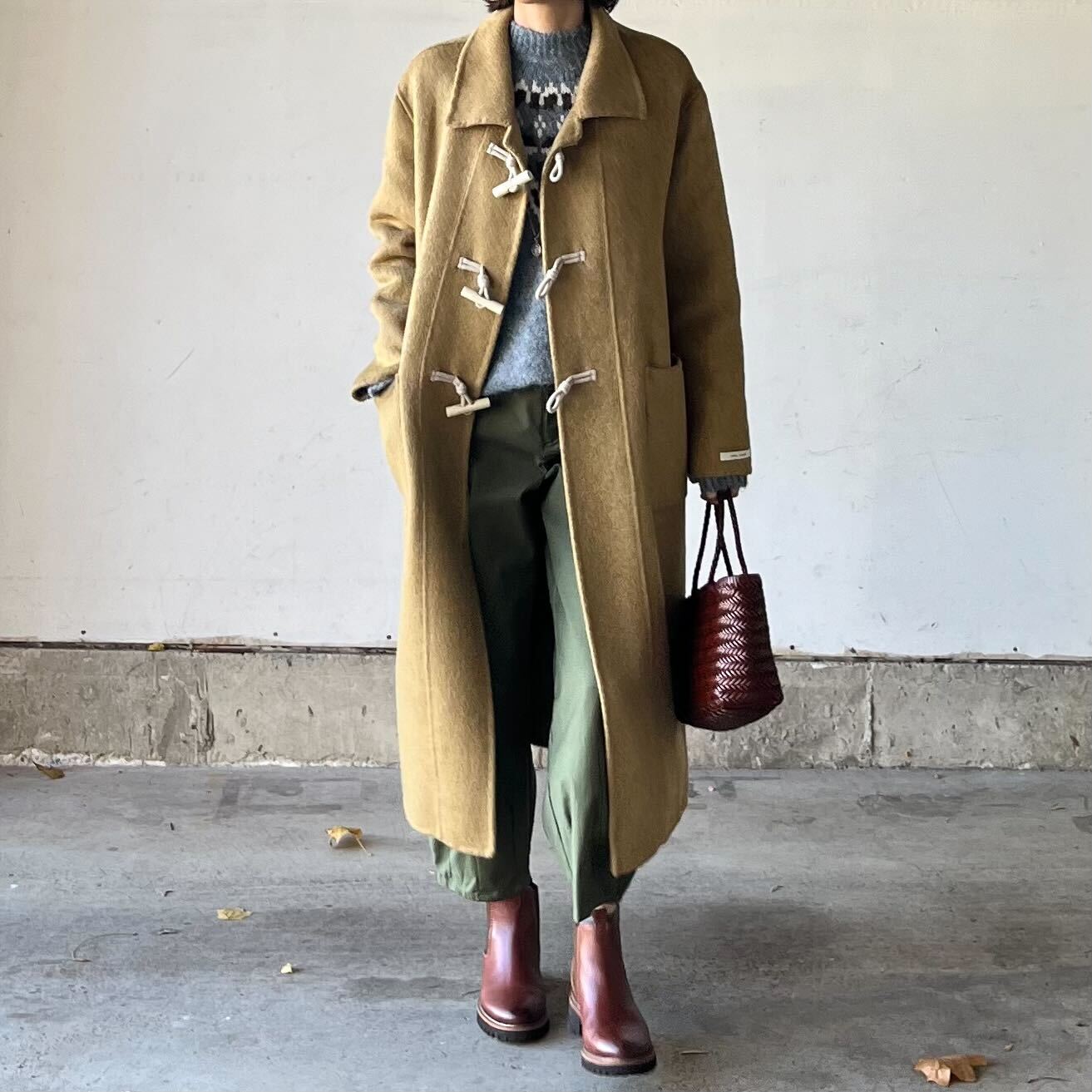 マスタードダッフルコート