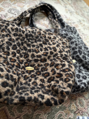 レオパードボア リバーシブルBAG