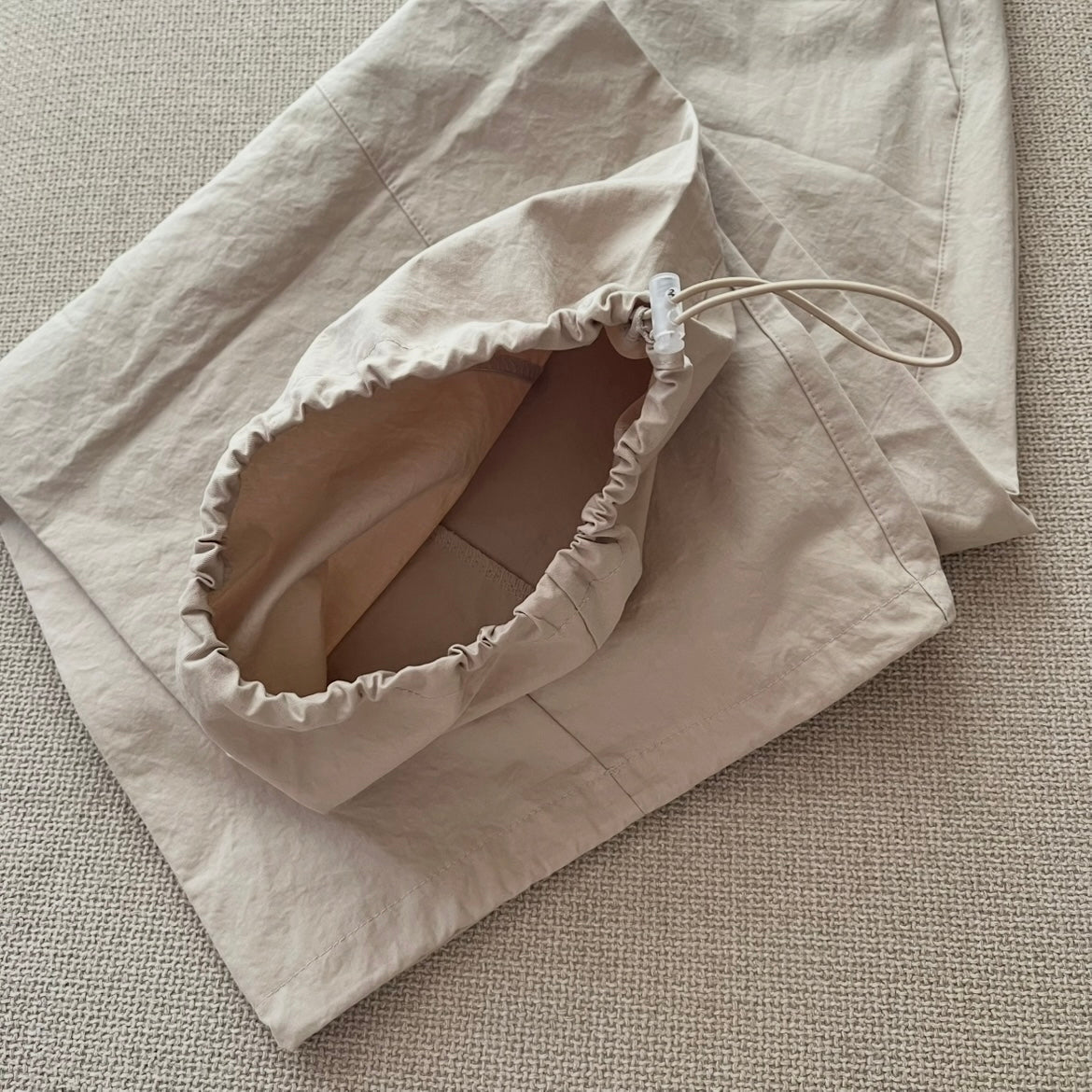 バルーンチノパンツ