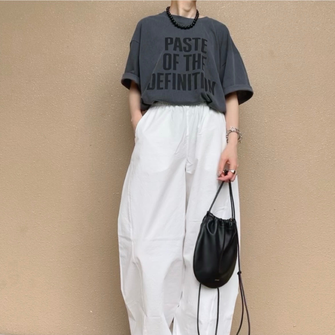 ワントーンロゴBOXTシャツ