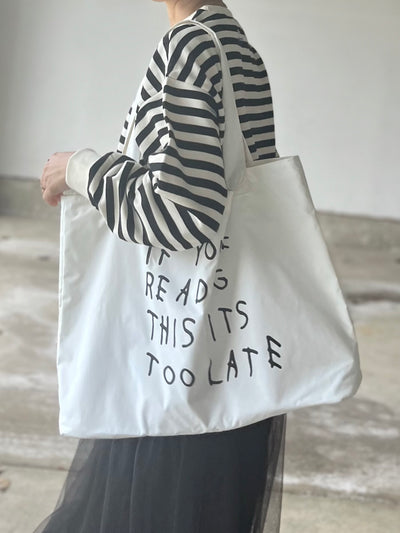 白黒レタリングバッグ