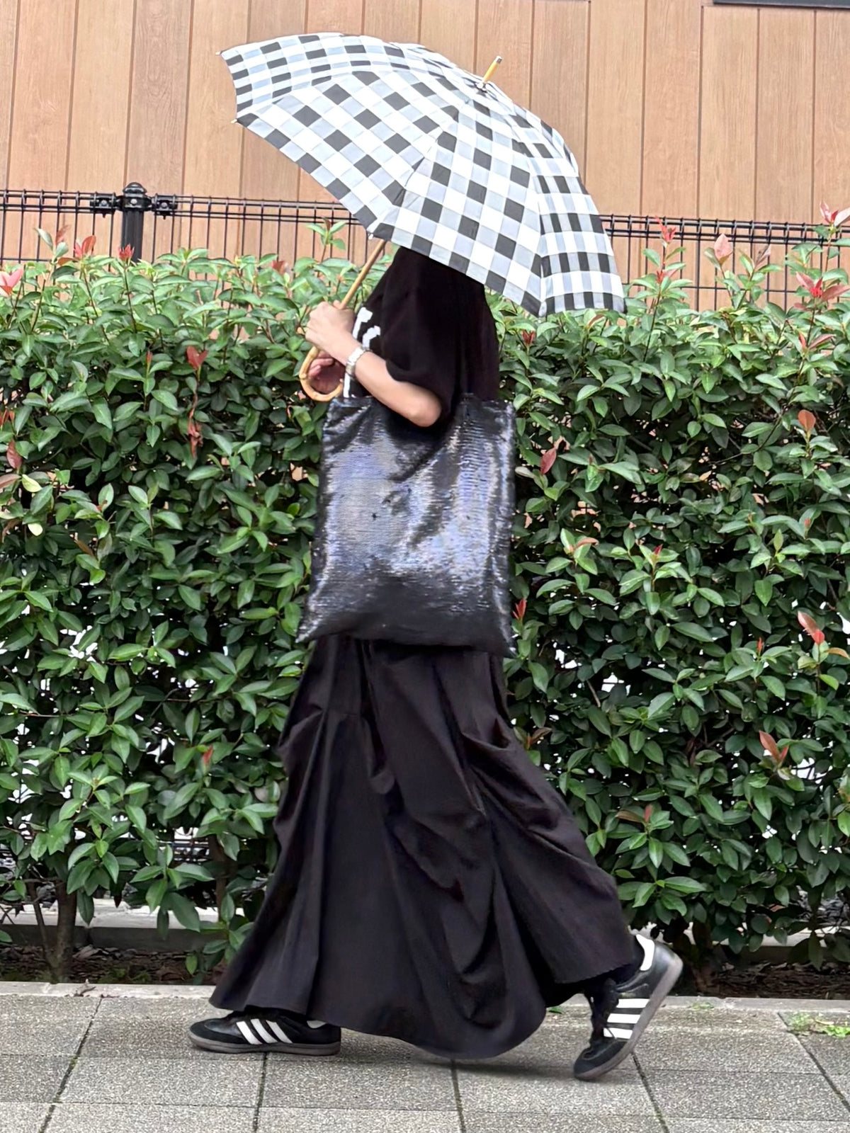 PARISビッグロゴ オーバーサイズニット