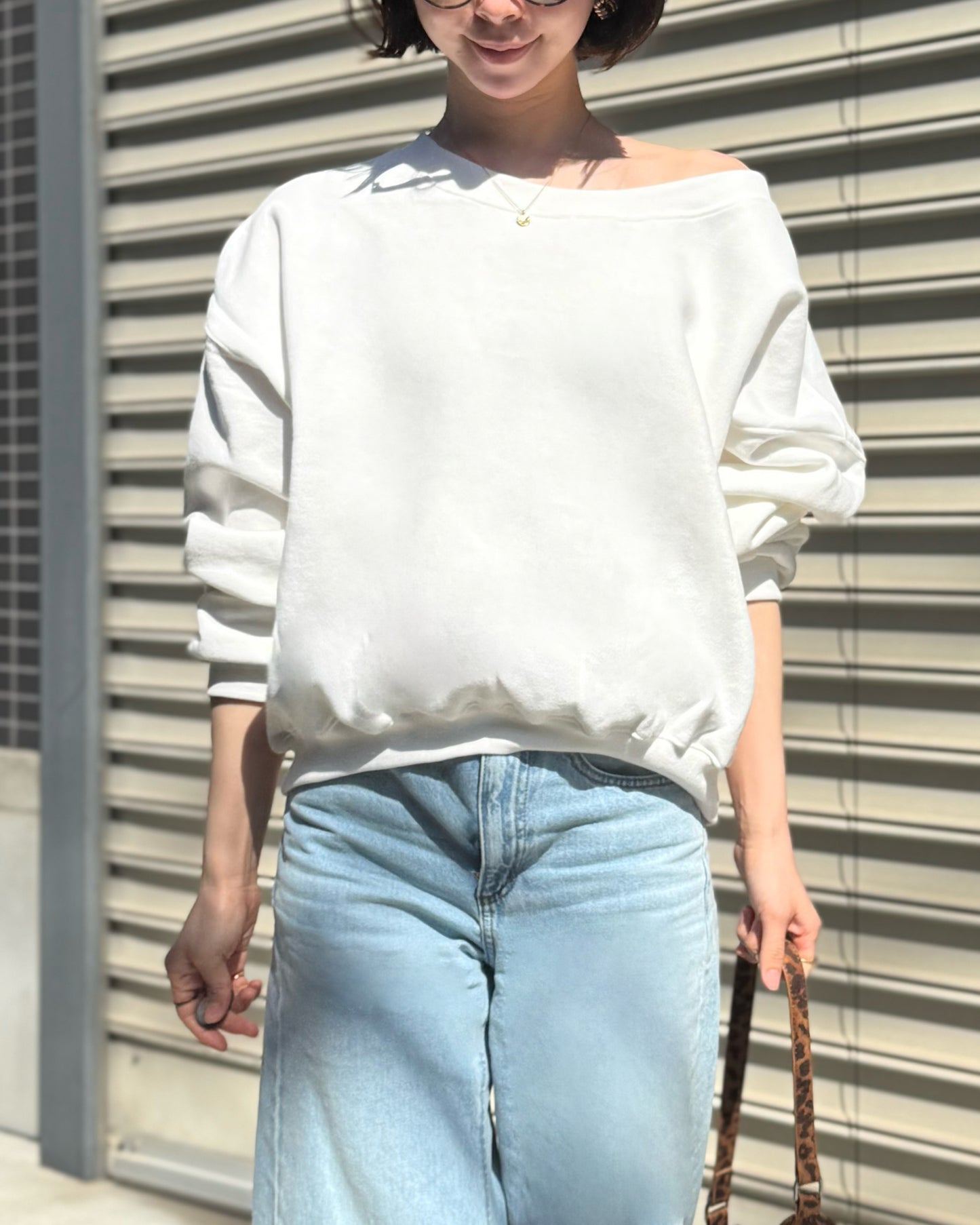 ワンショルダースウェット