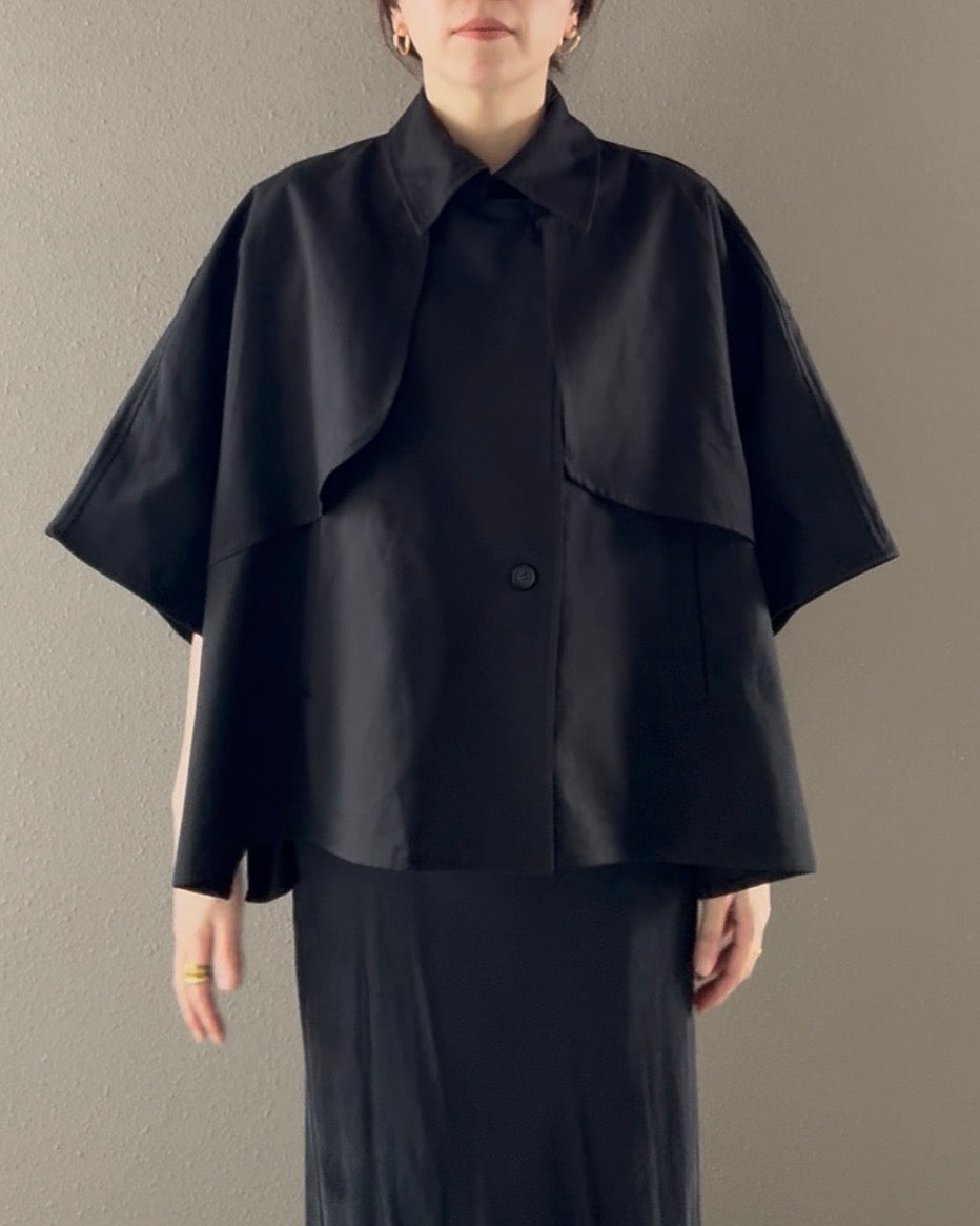 ケープショートトレンチコート