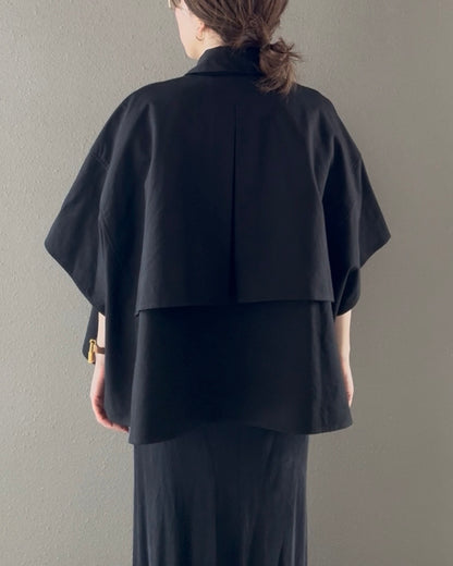 ケープショートトレンチコート