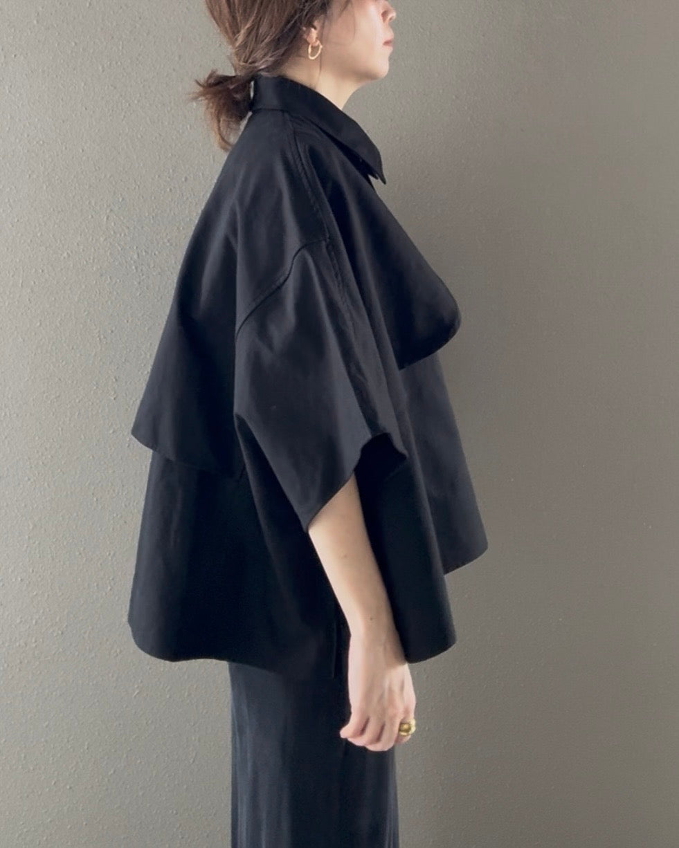 ケープショートトレンチコート