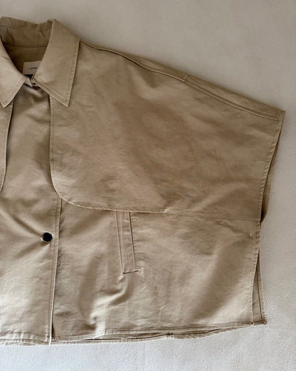 ケープショートトレンチコート