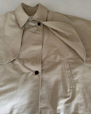 ケープショートトレンチコート