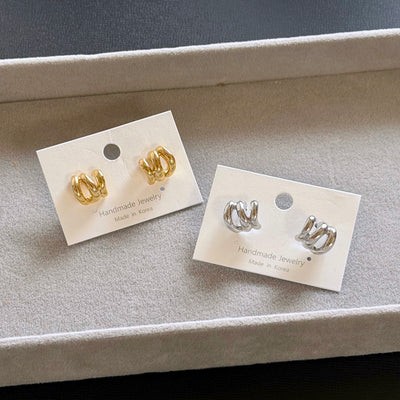 オウン バランス ピアス