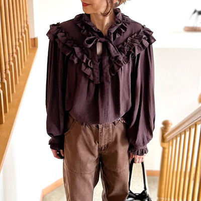 フリルネックボリュームスリーブブラウス