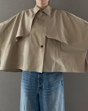 ケープショートトレンチコート