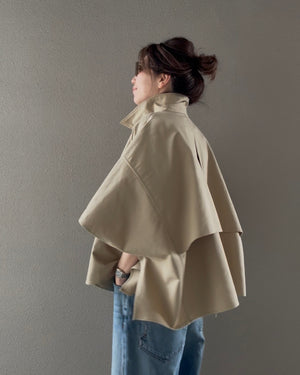 ケープショートトレンチコート