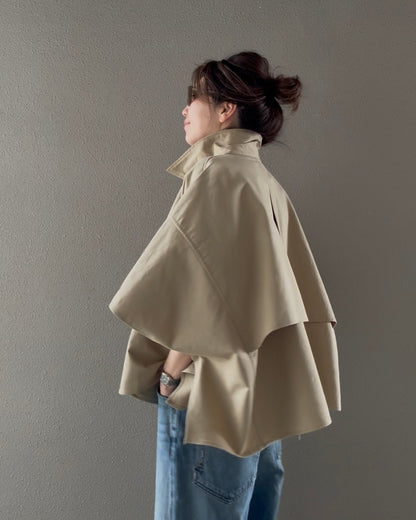 ケープショートトレンチコート