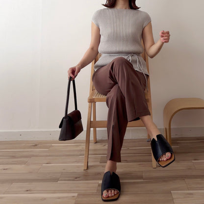 ウエストリボン付きニュアンスリブニット