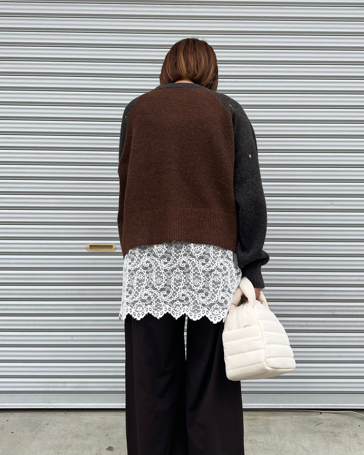 刺繍ニットカーディガン