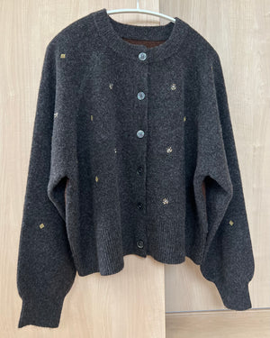 刺繍ニットカーディガン