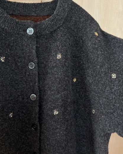 刺繍ニットカーディガン