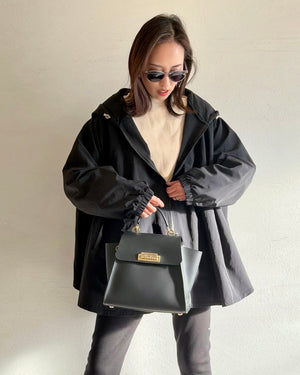 フレアマウンテンパーカー