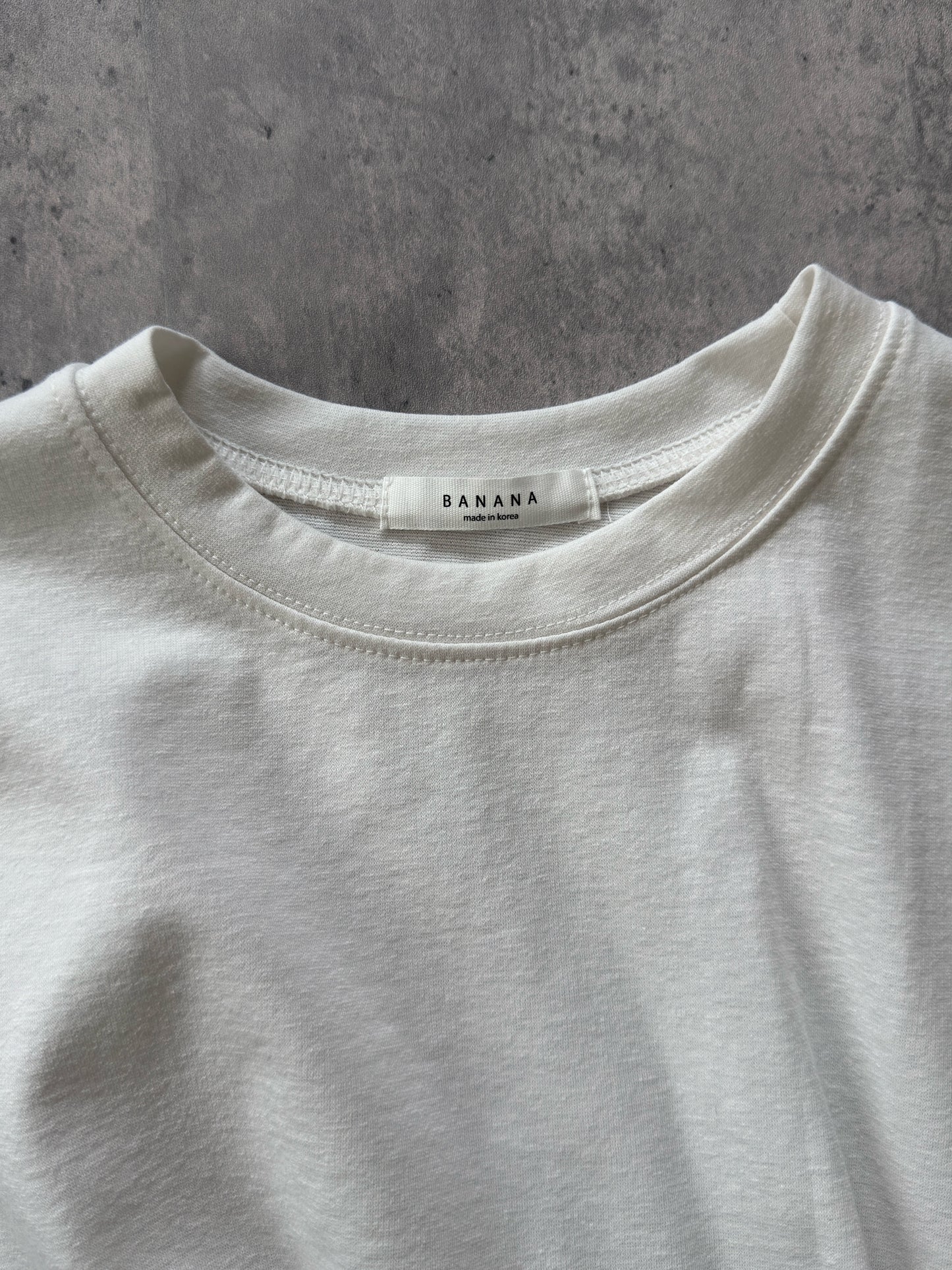 ツイストTシャツ