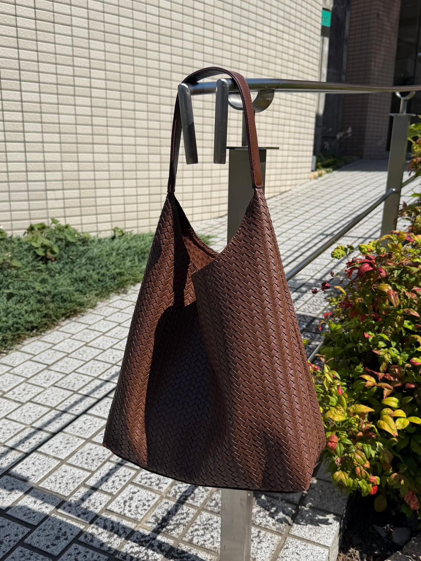 ワンハンドメッシュバッグ