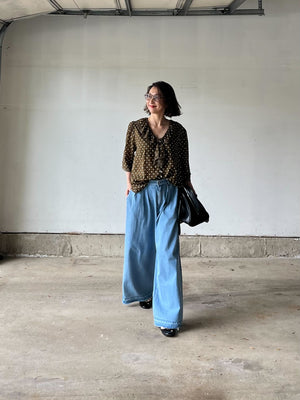 水玉レースブラウス