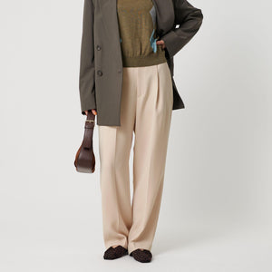 タックワイドストレートパンツ ウォッシャブル