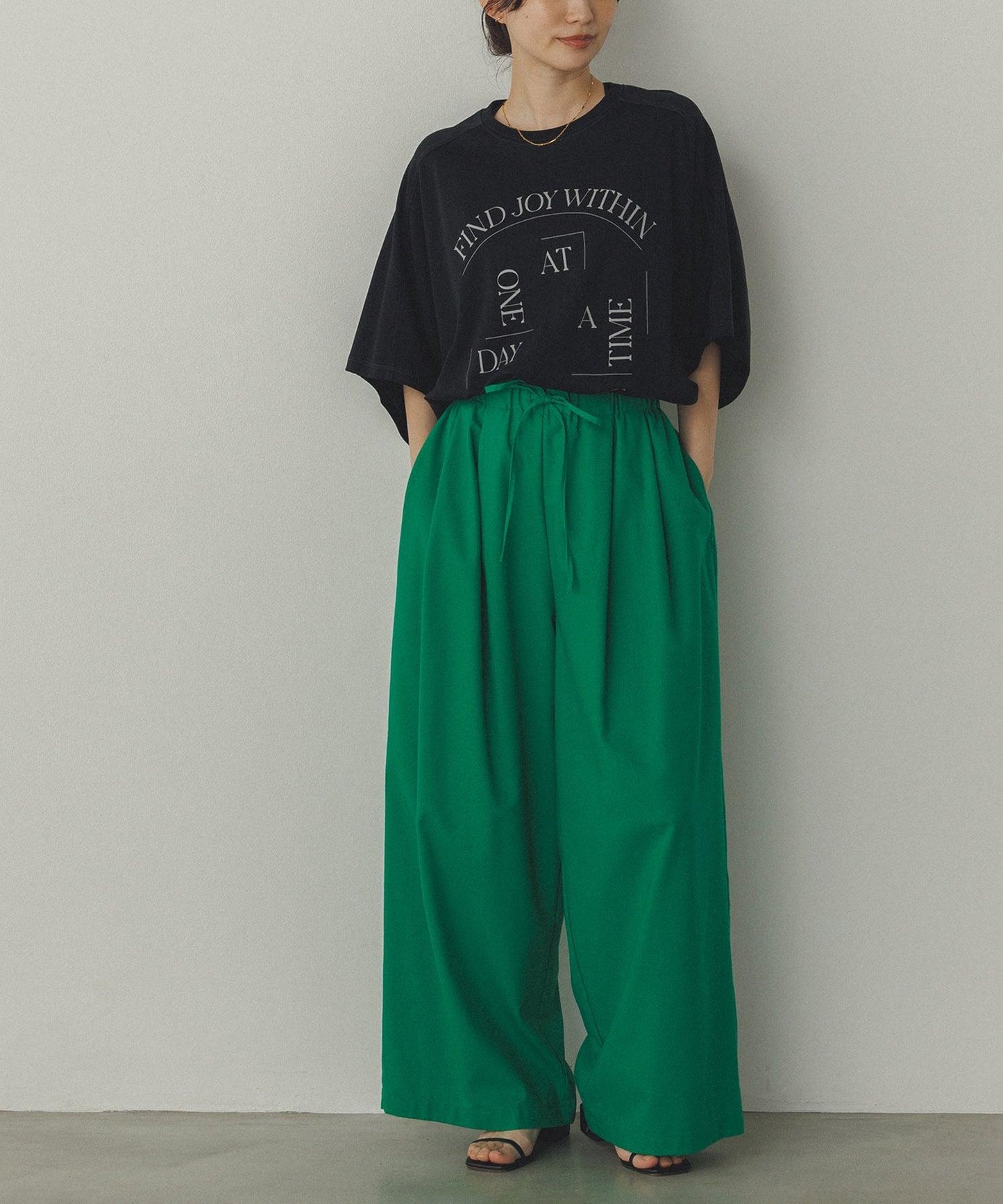 ロゴドルマンTシャツ