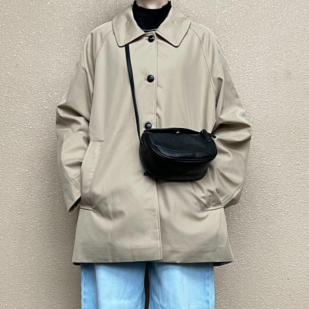 ミディアムトレンチコート