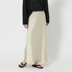 ポリエステルサテン マーメイドフレアスカート