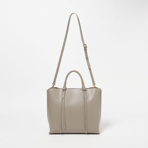 【WEB限定】2WAYタッセルハンドル A4 トートバッグ / ショルダーバッグ