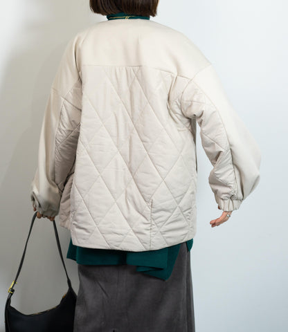 キルティング切替ノーカラーコート