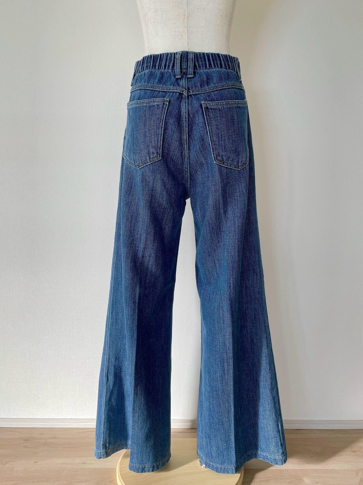 センタープレスフレアデニム