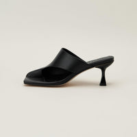 ブラック系・BLACK