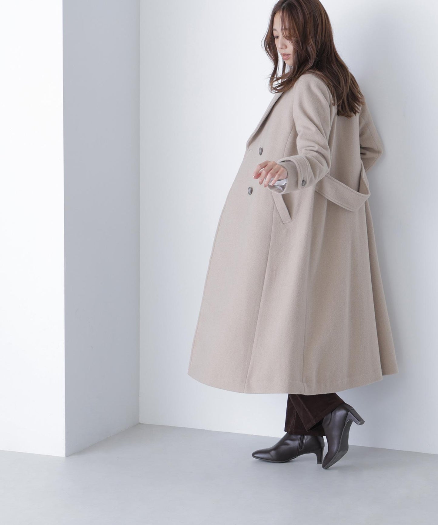 ビッグカラーダブルチェスターコート