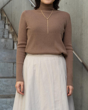 ソフトタッチタートルネックニット