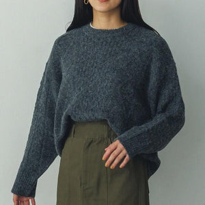 ケーブルニット