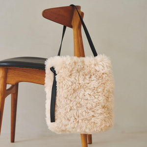 フェイクボア ワンショルダーバッグ