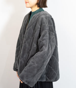 リバーシブルファーキルティングアウター